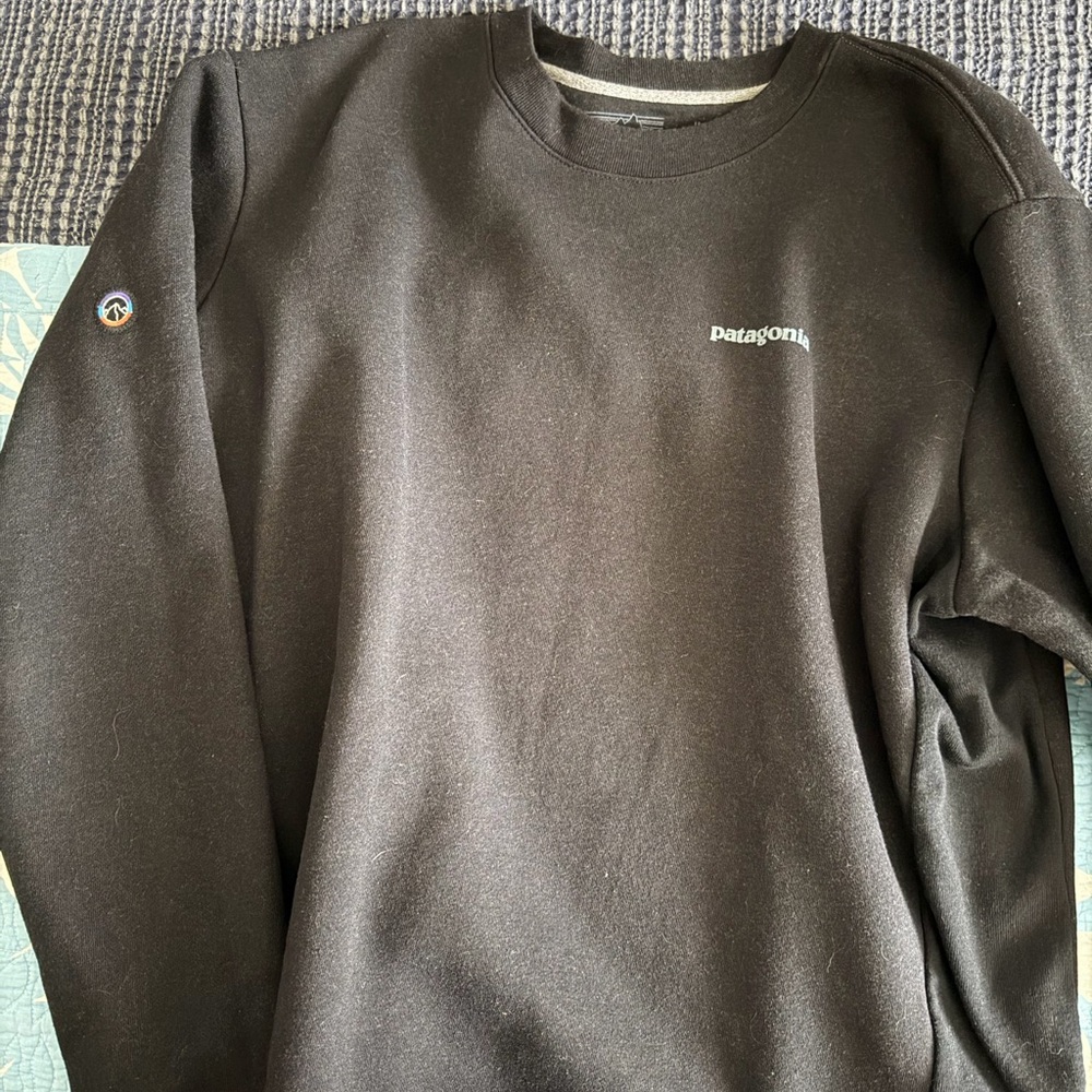 Patagonia Charcoal Crewneck Sweatshirt - Picture 2 of 3